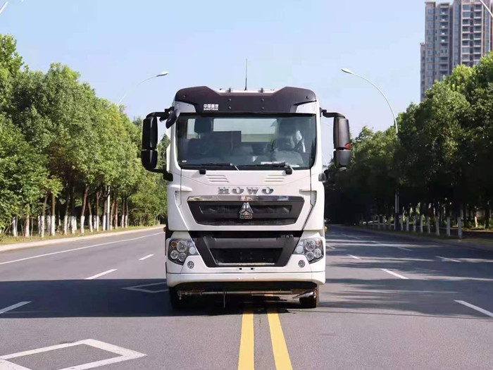 國六重汽豪沃洗掃車-程力洗掃車廠