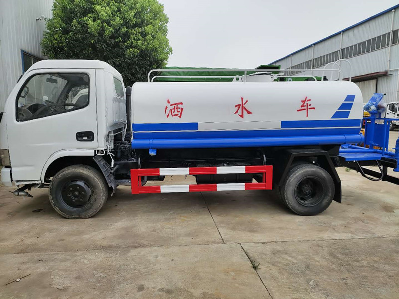 二手五噸灑水車